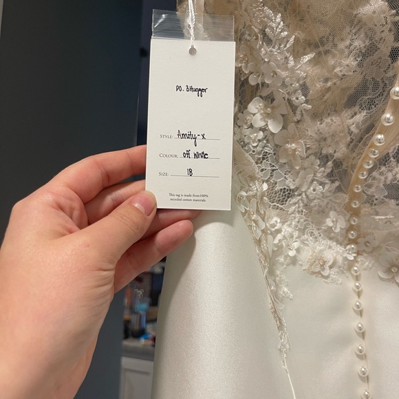 Ines de Santo Wedding Dress size 18 - Picture 3 of 9